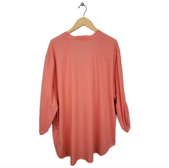 Hester & Orchard V-neck Button Down Top - Picture 10 of 10